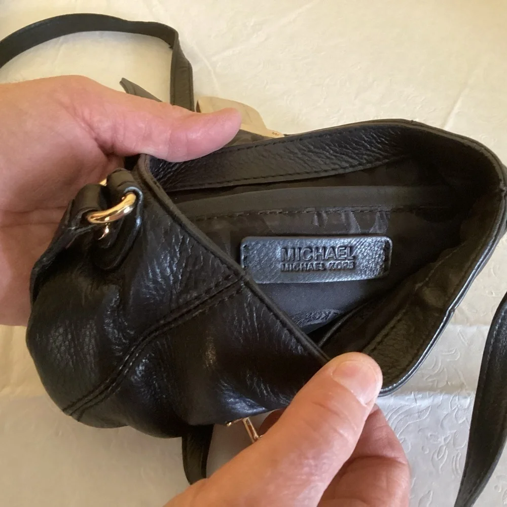 Michael Kors Black Charlton Mini Crossbody Leather Purse With Gold Buckle.